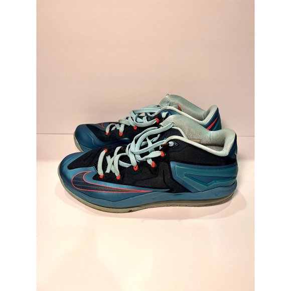 Nike Other - Nike LeBron 11 Low Turbo Green 2014 Mens Size 13